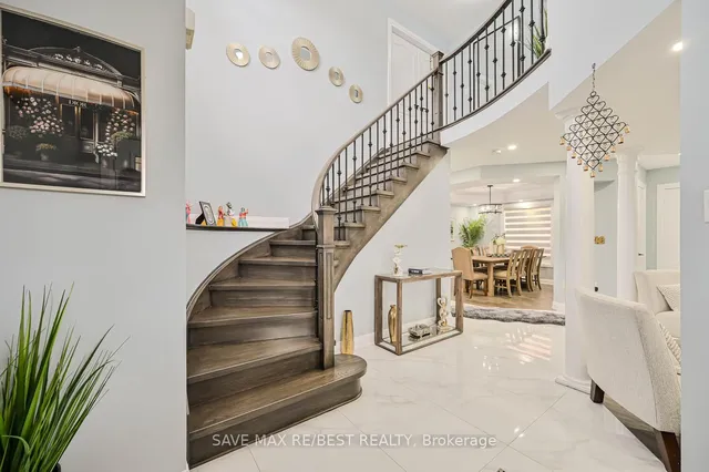 Additional image 9 of 29 Baccarat Cres