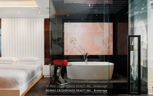 Additional image 24 of 311 Bay St Unit 4801