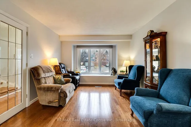 Additional image 14 of 775 Coulson Ave