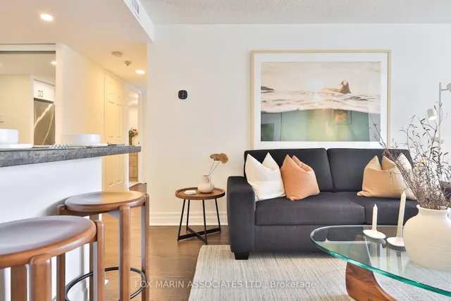 Additional image 12 of 701 King St Unit 1013