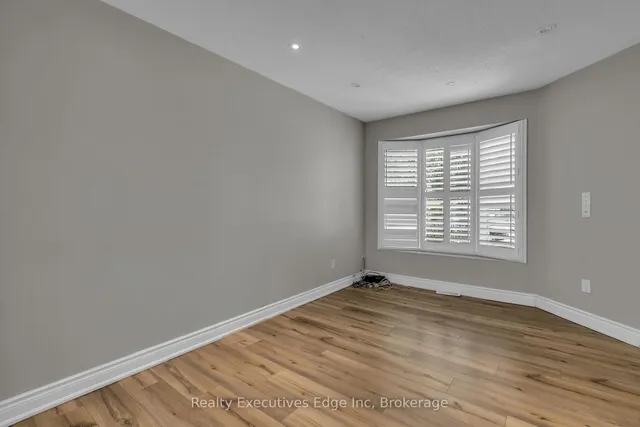 Additional image 7 of 111 Ecclestone Dr