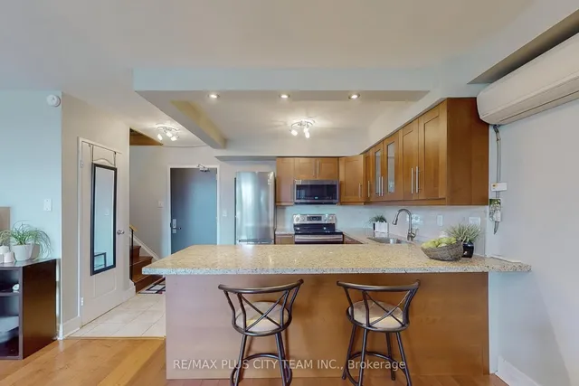 Additional image 13 of 35 Ormskirk Ave Unit 215