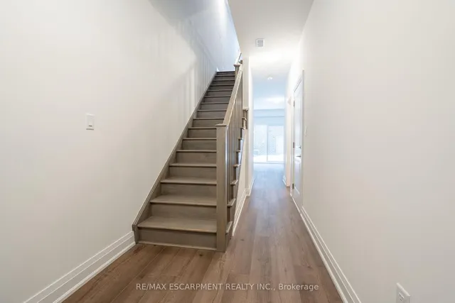 Additional image 3 of 18 Clear Valley Lane