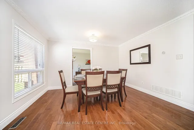 Additional image 24 of 36 Lockwood Rd