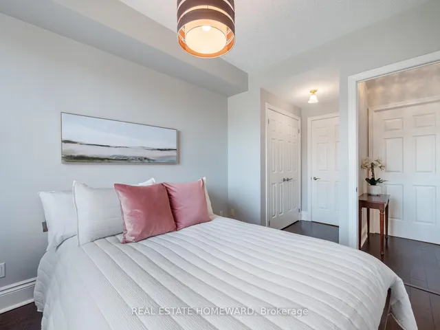 Additional image 12 of 3085 Bloor St Unit 312