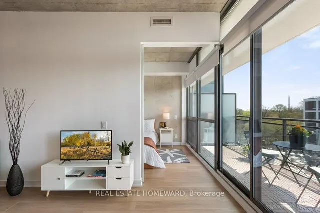 Additional image 20 of 319 Carlaw Ave Unit 601