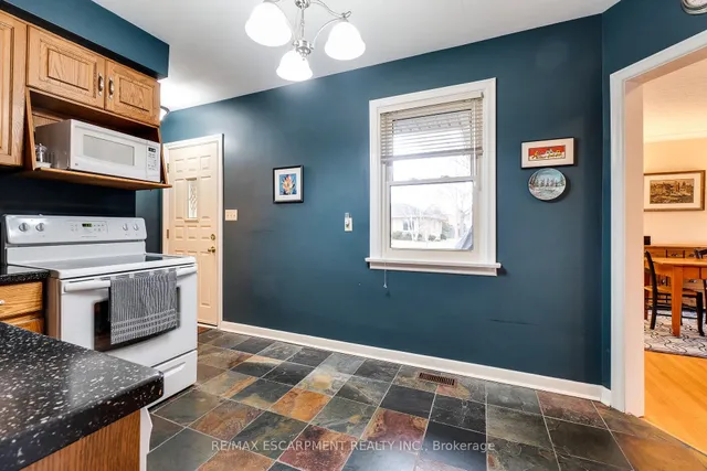 Additional image 24 of 1435 Alfred Cres