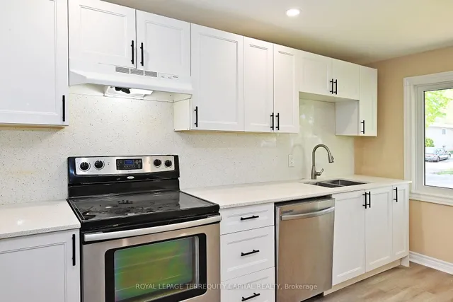 Additional image 19 of 73 Hickory Heights Cres