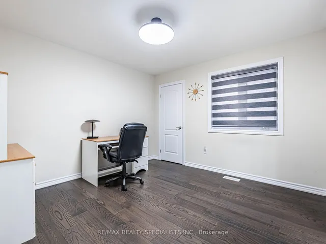 Additional image 25 of 23 Henry Moody Dr