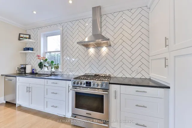 Additional image 15 of 240 Pine Cove Rd