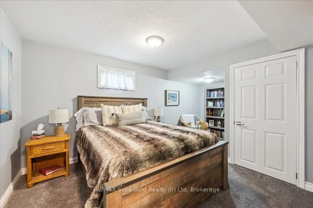 Additional image 38 of 50 Knox Crt