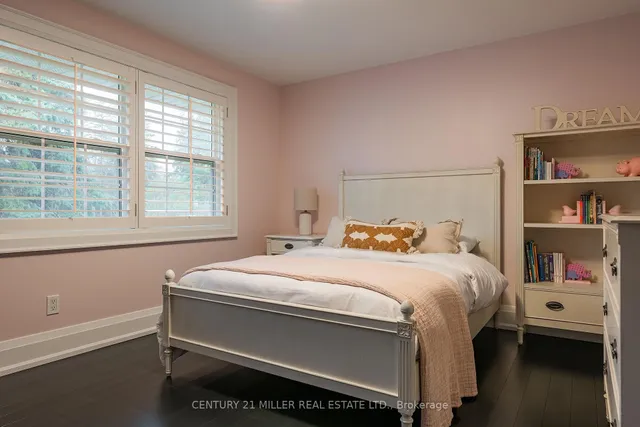 Additional image 32 of 115 Charnwood Dr