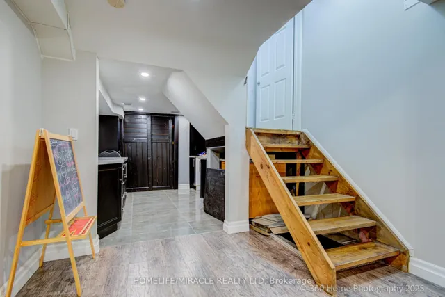 Additional image 27 of 1044 Zimmerman Cres