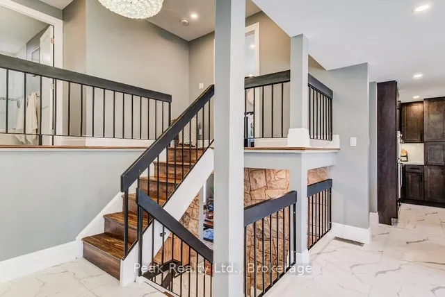 Additional image 17 of 76 Underhill Cres
