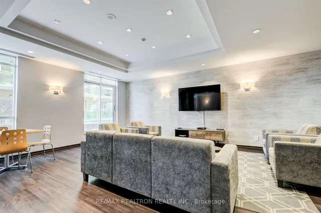 Additional image 31 of 212 Eglinton Ave Unit 803