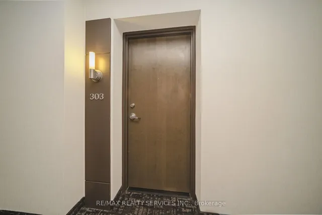 Additional image 8 of 9 George St Unit 303