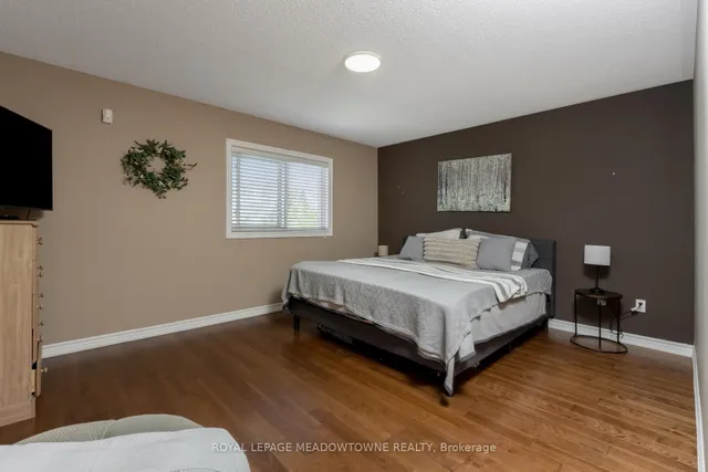 Additional image 24 of 1876 Stevington Cres