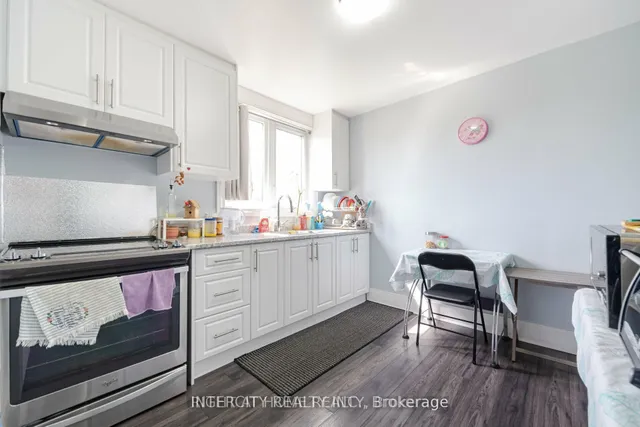 Additional image 11 of 231 Lawrence Ave