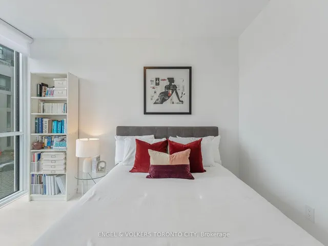 Additional image 31 of 30 Inn On The Park Dr Unit 221