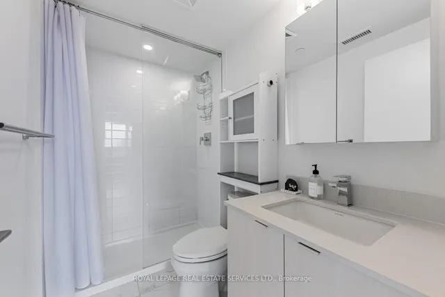 Additional image 15 of 859 The Queensway N/A Unit 313