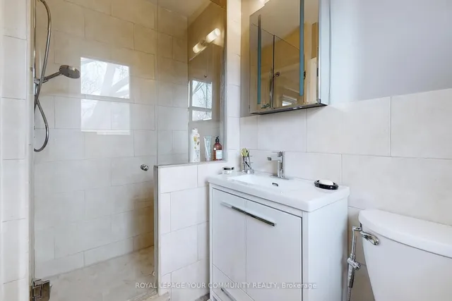 Additional image 19 of 14 Restwell Cres