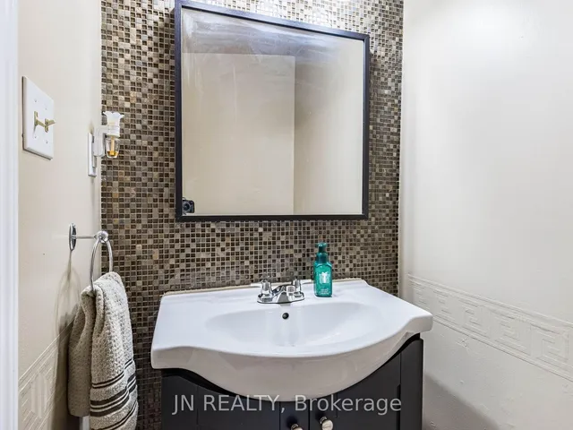 Additional image 26 of 79 Foster Cres Unit 79