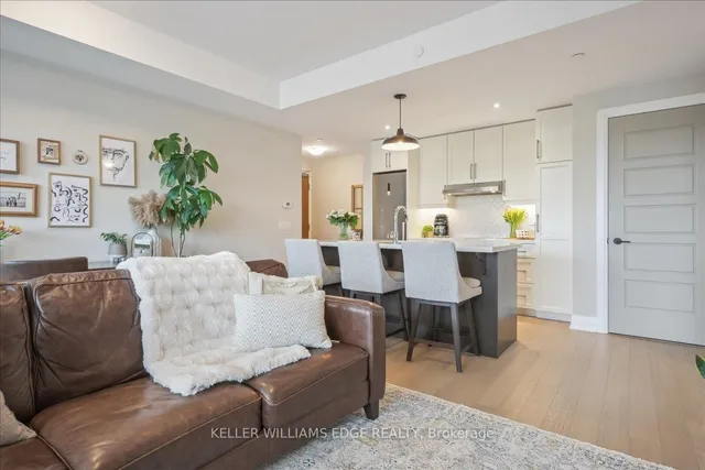 Additional image 19 of 2025 Maria St Unit 1401