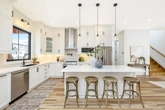 Additional image 12 of 79 Fulton St