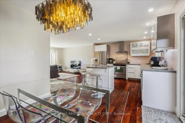 Additional image 18 of 2430 Cavendish Dr