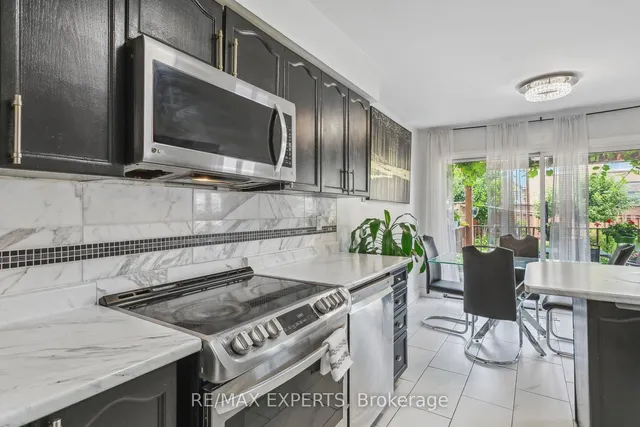 Additional image 23 of 29 Narrow Valley Cres