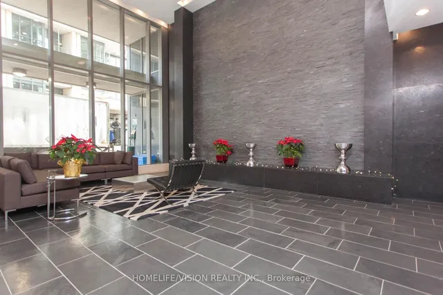 Additional image 28 of 55 East Liberty St Unit 315