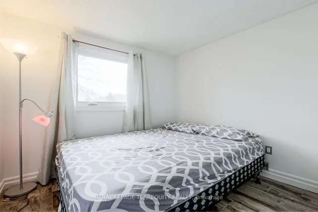 Additional image 25 of 33 Rochelle Ave Unit 51