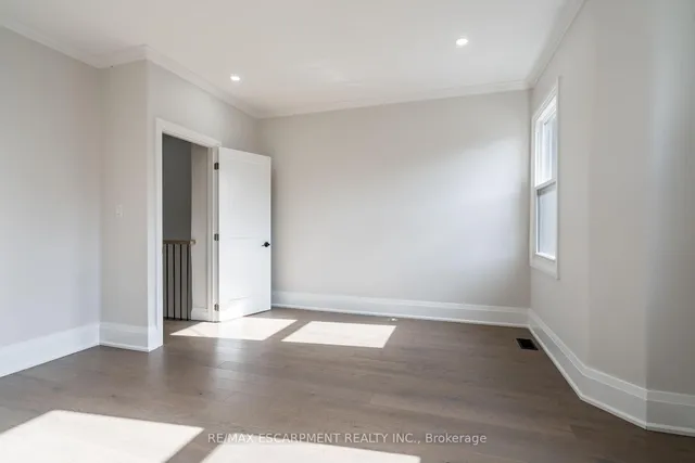 Additional image 21 of 57 Madison Ave