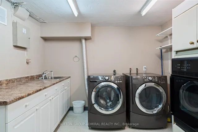 Additional image 38 of 39 Pinehurst Cres