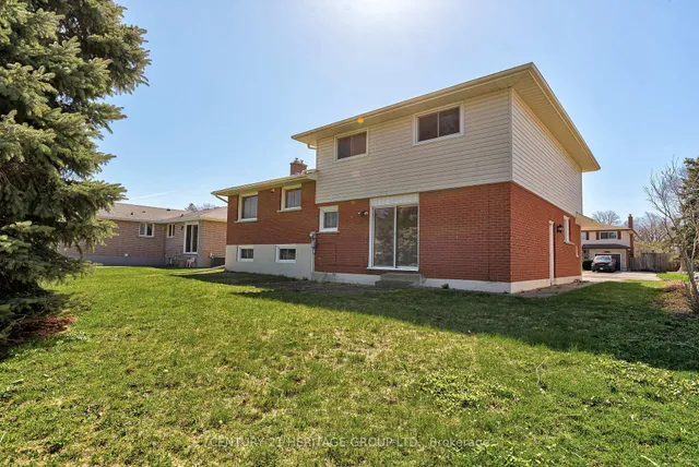 Additional image 29 of 139 Strathcona Cres