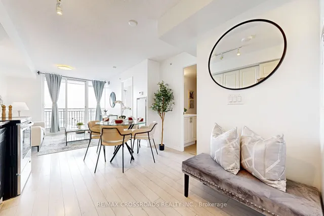 Additional image 7 of 3091 Dufferin St Unit 1402