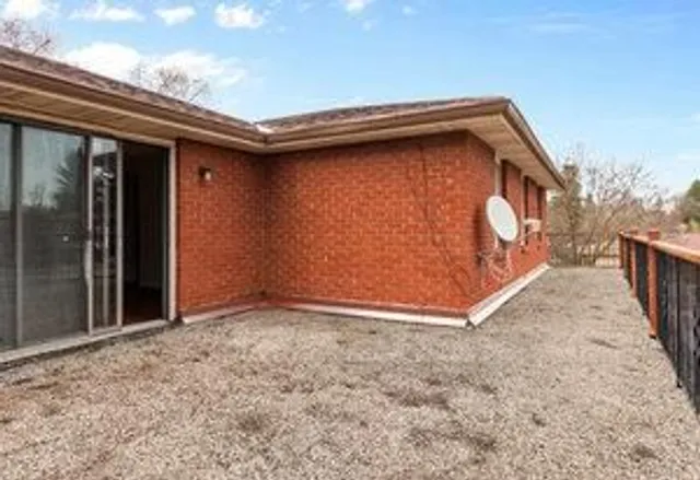 Additional image 37 of 18 Parravano Crt