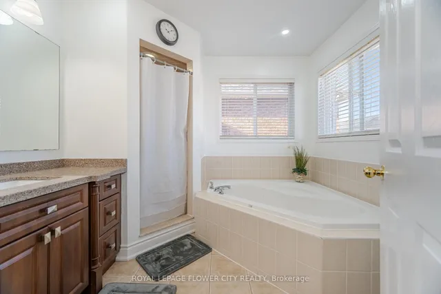 Additional image 23 of 36 Ranchero Dr