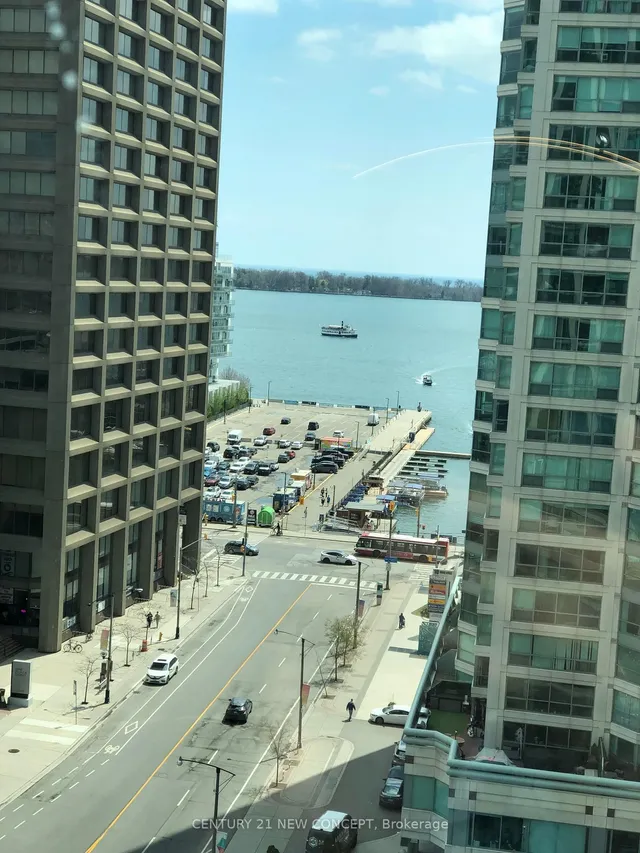 Additional image 3 of 16 Yonge St Unit 1310