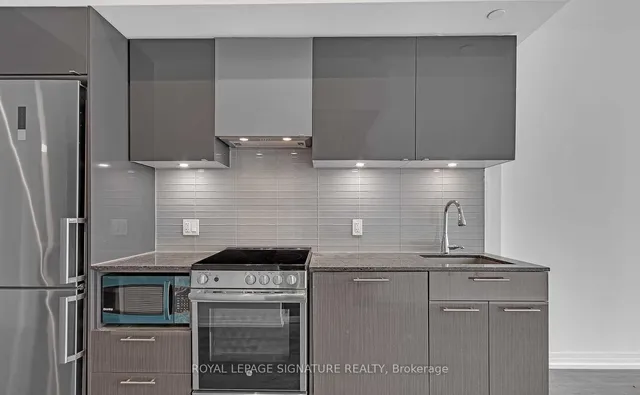 Additional image 3 of 251 Jarvis St Unit 3709