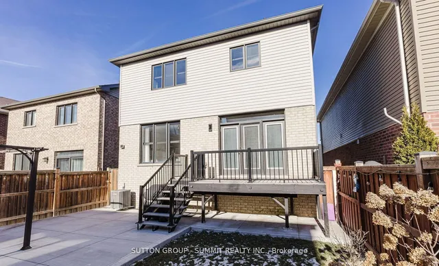 Additional image 33 of 19 BERWICK Ave