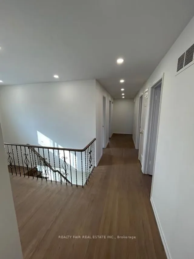 Additional image 15 of 7 Whitehorn Cres