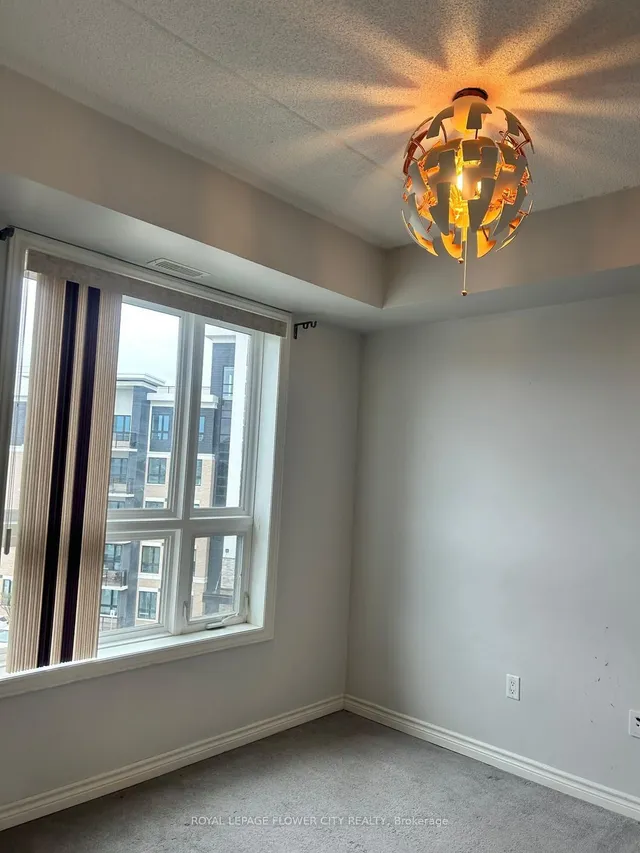 Additional image 5 of 630 Sauve St Unit 404