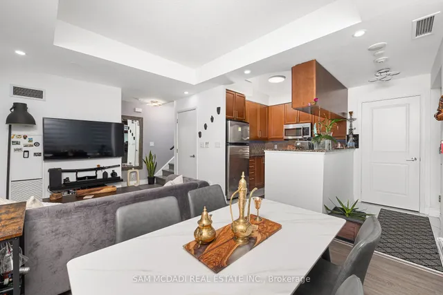 Additional image 14 of 90 Absolute Ave Unit Th119