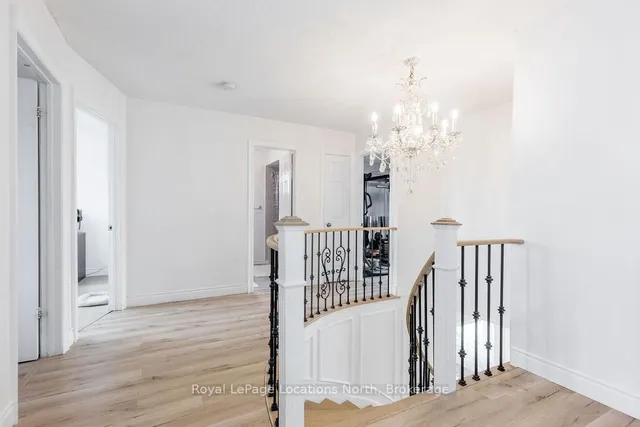 Additional image 18 of 120 Candy Cres