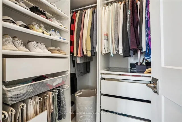 Additional image 22 of 3028 Creekshore Common N/A Unit 105