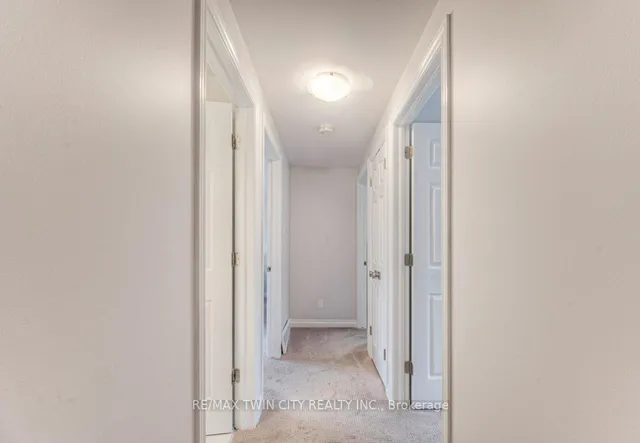 Additional image 16 of 111 Martinglen Cres