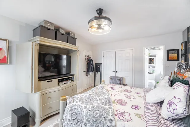 Additional image 13 of 551 The West Mall N/A Unit 1219