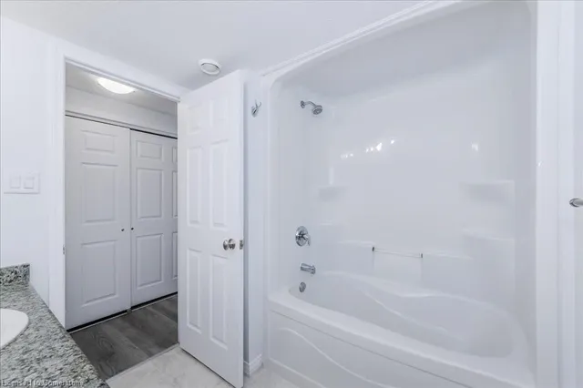 Additional image 21 of 50 Howe Dr Unit 18D