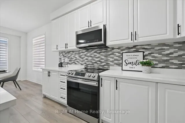 Additional image 16 of 465 Dundas St